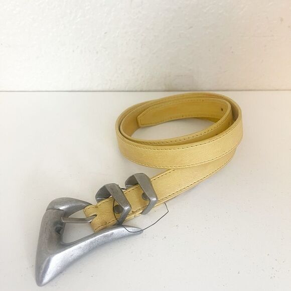 Free People Billie leather belt in honey yellow. S/M. New main image 9